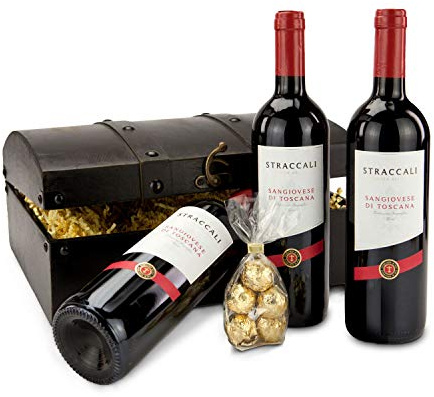 Römer Präsente Geschenkset Sangiovese-Schatz: 8-teilig; 3 hochwertige Rotweine Sangiovese di Toscana von Straccali + 5 Confiserie Marc de Champagne Trüffel in dekorativer Holz-Schatztruhe
