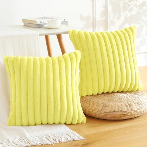 Soleebee 2er Set Plüsch Samt Kissenbezüge, Weiche Künstliche Pelz Dekorativ Kissenbezug Sofa Zierkissenbezüge Dekokissen Kissenhülle Set für Couch Schlafzimmer Zuhause Auto Dekor (45x45cm, Gelb)