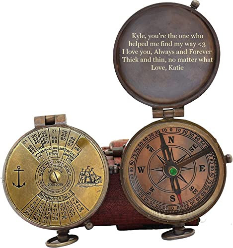 Engraved Antiker Messing-Kompass, Geschenk für Ehemann, Jahrestag, Hochzeit, Geschenk für Ihn, Verlobte, Geschenk für lange Distanzbeziehungen (Kalender personalisiert)