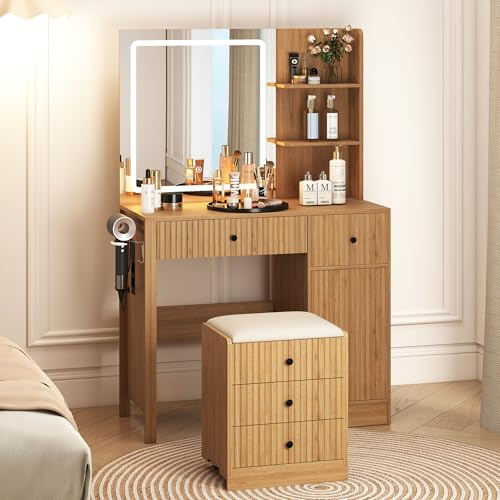 Gersztai Fluted Dressing Table with 3-Colour Led Lights, Vanity Desk with Plug, Makeup Desk with 5 Drawers and 5 Shelves, Stool and Hairdryer Holder, Modern Bedroom Furniture, 90 cm Desktop (Oak)