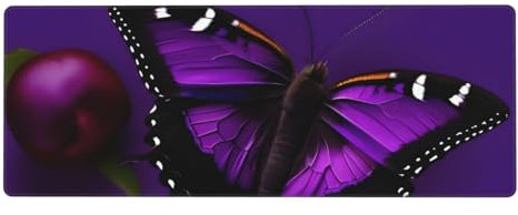 Eine große Gummi-Tastaturunterlage mit lila Pflaume und Schmetterling. Genießen Sie eine stilvolle und langlebige Lösung für Ihr Büro oder Gaming-Setup
