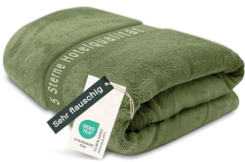 ZOLLNER Kuscheldecke flauschig in 150x200 cm - super kuschelige und warme Sofadecke - waschbar bis 95°C - atmungsaktive Mikrofaser in Oliv - Hotelwäschequalität - Oeko Tex® Zertifiziert