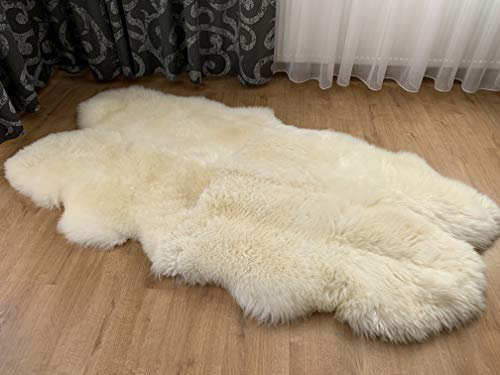 Sheepmania Qaudro Lammfell Teppich Echt Ungeschoren - Dichtes Langhaar Schaffell Echt bis 10 cm - Schaffell Teppich Decke Kamin Lammfelldecke Kinderwagen - Weiß