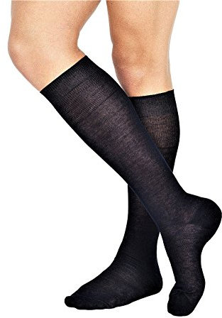 CONFEZIONE N. 6 PAIA CALZA UOMO LUNGA POMPEA IN PREGIATO FILO DI SCOZIA. Disponibile nei colori Nero, Blu e Grigio Antracite. Articolo realizzato in 100% Cotone.