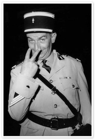 Bridgeman Images Louis de Funes, 1971 Poster 60 x 90 cm | Frankreich 1970er 70er Vintage Retro Schwarzweiß Fotografie Foto Portrait Film Kino Klassiker Filmstar Komiker