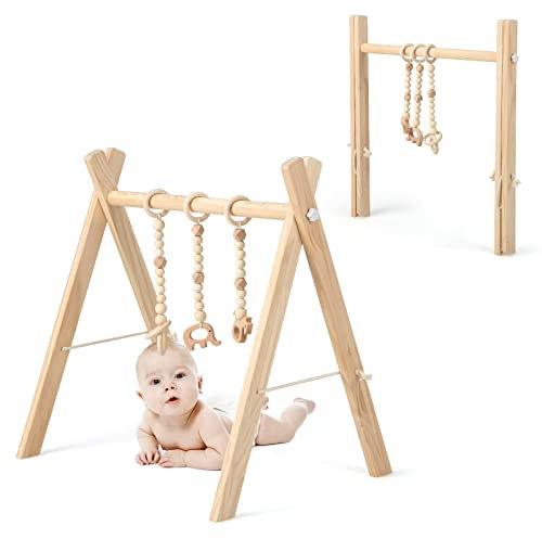 COSTWAY Baby Spielbogen Holz, Spieltrapez klappbar, Baby Gym mit 3 abnehmbaren Kinderspielzeugen, Spieltrapez für Babys über 3 Monate, Holzspielzeug zur Gehirnentwicklung (Natur)