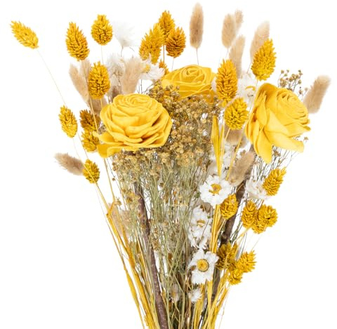 Eleganter Trockenblumenstrauß mit Rosen für stilvolle Dekoration