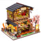 Miniature avec des Meubles de Maison de poupée, kit DIY Dollhouse en Bois Ainsi Que la poussière et, 1:24 Salle créative pour l'idée Cadeau Saint Valentin