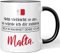 JUNIWORDS Tasse, Sieht vielleicht so aus, als würde ich dir zuhören. Doch in Wahrheit denke ich an Malta (1001312), Wähle Farbe, Schwarz