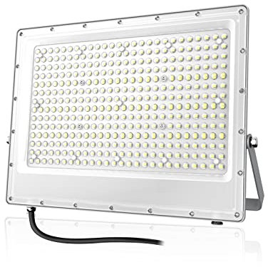 Tayire LED Strahler Außen 300W, 30000LM Superhell LED Fluter, 6000K Kaltweiß Scheinwerfer IP65 Wasserdicht Flutlicht Aussenstrahler für Garten, Terrassen, Garage, Werkstatt, Sportplatz