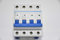 Elettrolucestore - chint interruttore magnetotermico nb1-63 4p quadripolare 4 moduli posti 20a 6ka curva c 51408 180399