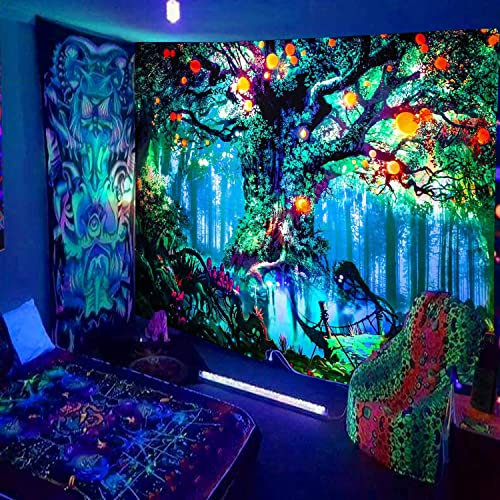 Simpkeely Fantasievolles Schwarzlicht-Baum Wandteppich mit Waldfee, Natur und magischen Elfen Motiven, Wandbehang und UV-reaktive Wandteppiche für Schlafzimmer - 130cm x 150cm