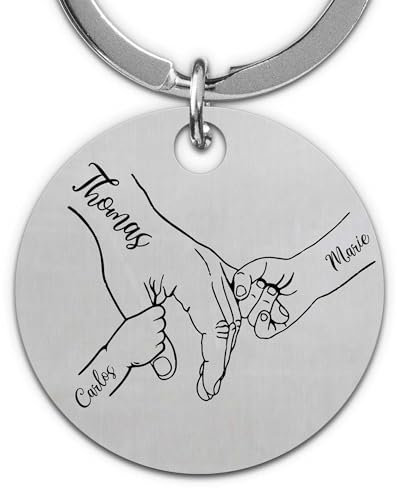 GRAVURZEILE - Schlüsselanhänger mit Gravur - Kinderhände halten Papa - Vielseitig personalisierbar mit Namen & Symbolen - Geschenk für Papa zum Vatertag & Geburtstag - Ø 3 cm - Variante: Papa+2