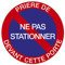 Exacompta - Réf. 67104E - 1 panneau rond PRIERE NE PAS STATIONNER DEVANT CETTE PORTE - Polypro traité anti-dérapant, résistant aux UV - Diamètre du panneau : 20 cm - coloris : fond bleu/bord rouge