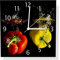 Wallario Design Wanduhr Bunte Küche Paprika in rot gelb orange und grün im Wasser aus Aluverbund, Alu-Uhr Größe 30 x 30 cm, weiße Zeiger mit Metalloptik