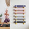 SULQING Wandhalterung für Yogamatten aus Holz – Wandhalterung für Yogamatten mit 6/9 Ebenen – Halterung für Heim-Fitnessstudio-Zubehör – Yogamattenständer