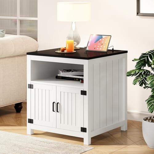 AesthLife Side Table with Charging Station 60cm Wide Large Sofa Side Table with Barn Door, Farmhouse Bedside Table for Living Room Bedroom