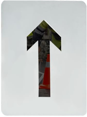 SUPERFINDINGS 1Pc Pfeil Schablone Parkplatz Pfeil Malvorlagen 11.81 Zoll Pfeil Schild Farbschablone Eisen Ausgeschnittenes Brett Anzeige Pfeil Zeichenwerkzeug Für Parkplatz