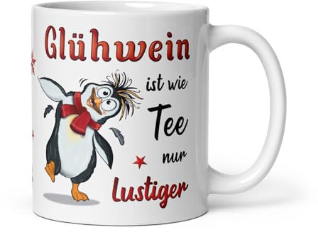 Geschenk Tasse Glühweintasse Pinguin – Beidseitig bedruckte Keramiktasse mit Spruch „Glühwein ist wie Tee, nur lustiger“ – 300ml – Spülmaschinenfest – Lustige Geschenkidee zu Weihnachten