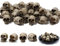 FENGCHUANG 20 Stück Totenkopf Deko, Mini Totenkopf, Harz Schädel Figuren, Halloween Schädel, Geeignet für Halloween, Karneval, Partydekoration, Horrorparty, Blumentopfdekoration
