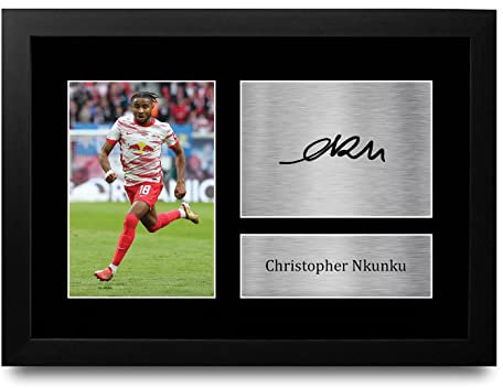 HWC Trading FR A4 Christopher Nkunku RB Leipzig Geschenke Gedrucktes Signiertes Autogramm Foto für Fußball Anhänger and Fans - A4 Framed