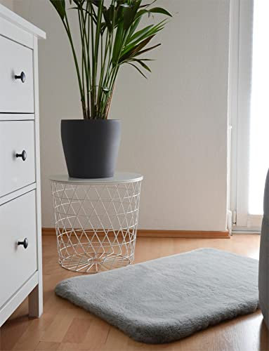 normani Weicher Hochflor Fellteppich - Maschinenwaschbar und aus veganem Material mit Cashmere Touch - Bettvorleger Läufer - Oeko Tex Farbe Hellgrau Größe 50 x 150 x 3 cm
