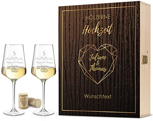 Leonardo Weingläser mit Gravur - Hölzerne Hochzeit - Personalisiert mit Namen & Datum inkl. Holzkiste - Geschenk zur Hochzeit Verlobung Jahrestag Farbe Große Kiste UV