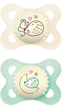 MAM Original Pure Night Schnuller 2-6 Monate (2er Pack), nachhaltiger und biologisch nachwachsender Babyschnuller, SkinSoft Silikon Schnuller, Glow in the Dark Schnuller, Creme (Designs können