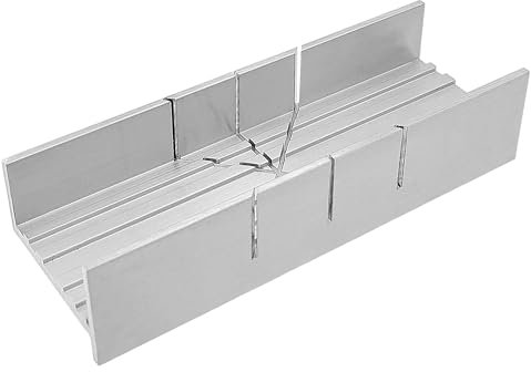 Viganoc Metal Mitre Box by Aluminium and Steel Construction, 5.3 Inch Small Tiny Mitre Box for Manual Saw and Handsaws with 3 Cutting Angles - Ideal for Cutting Wood and Soft Metals