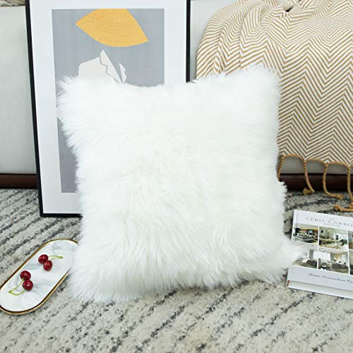 LIGICKY Kunstfell Kissenbezug Einfarbig Plüsch Weich Künstlich Pelz Throw Kopfkissenbezug Kissenhülle Dekorative Quadrat Kissen Dekokissen für Sofa Schlafzimmer Auto, 40 x 40 cm Weiß