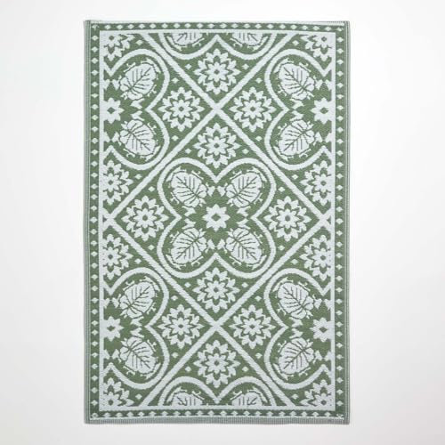 Homescapes Grüner Outdoor-Teppich für Garten oder Terrasse Florales Kachelmuster Teppich 182 x 122 cm Leichter, wasserfester Teppich aus 100% recyceltem Kunststoff für den Innen- und Außenbereich