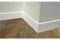 Generico Metri 30,5 di Battiscopa in Legno Massello Laccato Bianco mm 8 x 70 x 3050