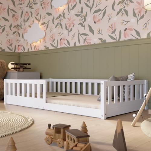 Crazy Pine Kinderbett 140x200 cm – Massives Montessori Bodenbett aus Holz in Weiß mit Rausfallschutz – Sicheres Kleinkindbett – Skandinavisches Design, Leichte Montage - Crazy Basic