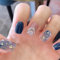 AKOFIC 24 Pièces Faux Ongles Français Square Court, Cercueil Faux Ongles avec Colle à Ongles, Press On Nails Ballerine Faux Ongles à Coller Nail Art pour Femme et Fille (Bleu Brillant)