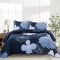 WONGS BEDDING Tagesdecke 240x260 Marineblau Blumen Bettüberwurf Weiche Sommerdecke Gesteppte Decke für Doppelbett Mikrofaser Bettdecke mit 2 Kissenbezug 50x75