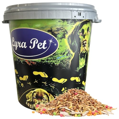 Lyra Pet® 10 kg Streufutter für Wildvögel in 30 L Tonne Mischfutter | Wildvogelfutter ganzjährig - Aus Getreide & Samen - Ideal für Vogelhäuser & Futterspender - Abwechslungsreich & fetthaltig