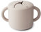 Mushie Snack Taza de Silicona | Fiambrera Infantil para Llevar | Antiderrame y Resistente al Lavavajillas y al Microondas | Caja de Aperitivos Segura para Niños Pequeños y Niñas | Ivory