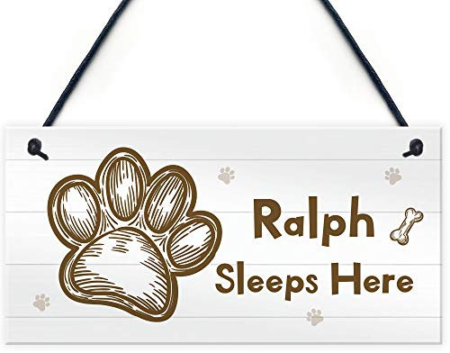 RED OCEAN Personalised Dog Sign Sleeps Here Hanging Paw Print Plaque Dog Gift