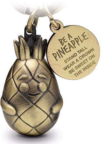 FABACH Ananas Schlüsselanhänger Piny mit Gravur - Süßer Schlüsselanhänger Ananas - Motivation, Freundschaft und Liebe Glücksbringer aus Metall für Frauen in Bronze - Be a pineapple