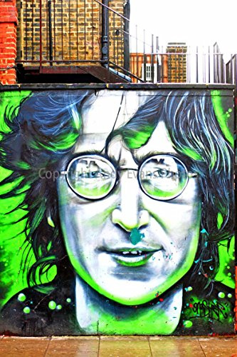 John Lennon Foto EIN 30,5 x 45,7 cm Hochwertiger Fotodruck der John Lennon Wandbild Graffiti Street Art von Künstler Dave Nash Gnasher Camden Town London England UK Hochformat Foto Farbe Bild