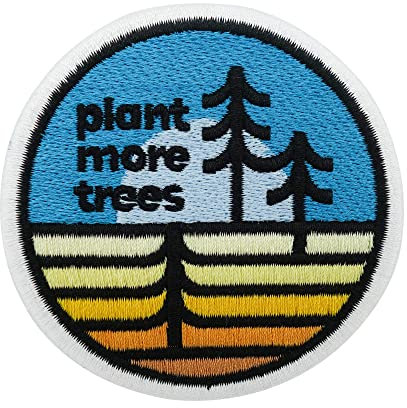 Finally Home Patch zum Aufbügeln - Plant more Trees | Bäume Patches, Erde Bügelbild, Klima Aufbügler, Natur Aufnäher, Runder Baum Flicken