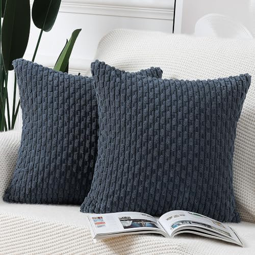 Madizz Lot de 2 Housses de Coussin en Velours côtelé rayé Boho Housse de Coussin décorative Douce pour canapé Chambre à Coucher Bleu foncé 50 x 50 cm