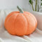 Kürbis Kissen, 3D Kürbis Deko, Halloween Plüsch Kürbis Kissen Gemütliche Herbst Gefüllte Zierkissen für Erntedankfest Weihnachten Schlafzimmer, Stuffed Plush, Orange, 30cm