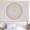 THE ART BOX Indie Wandteppich Baumwolle Mandala Wandbehang Deko Teppich Aesthetic Room Decor Dekoration Wandtuch/Strandtuch Wohnzimmer Indische Tücher Schlafzimmer, Gold und Weiß - 135x160 Cm