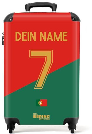 NoBoringSuitcases.com Handgepäck Koffer Personalisiert, Reisetasche Mit Rollen, Hartschalenkoffer Klein, 55x40x20 cm (Fußball - Heimtrikot Portugal 2022 - Rot-Grün)