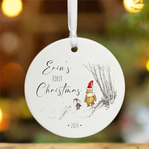 Personalisierbare Winnie Puuh 1. Weihnachtskugel, Baby's erstes Weihnachtsandenken, Porzellan hängende Baumdekoration, Pooh