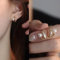 TseenYi Pendientes de tuerca de perlas vintage,pendientes de aro divididos en oro,pendientes de aro divididos bohemios,pendientes de envoltura de esmalte blanco,pendientes boda con perlas para novia
