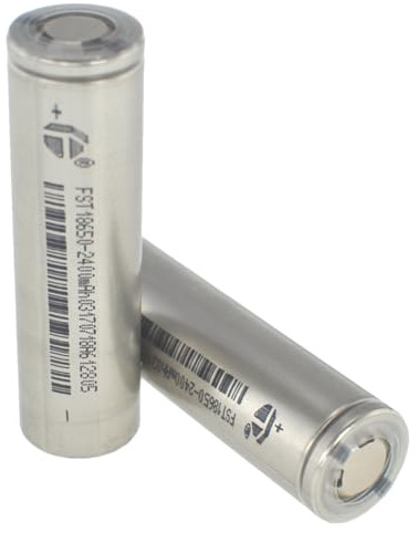 SATKIT Batteria 18650 2400mAh 3,7V Li-Ion Ricaricabile con Protezione Integrata 66x18mm 45g