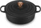 Le Creuset Signature Cocotte ronde large de 6,75 litres avec bouton en cuivre (Licorice)