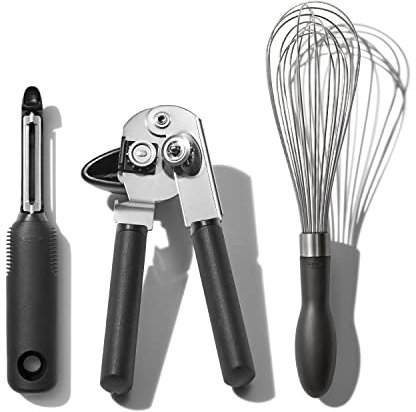OXO Good Grips Lot de 3 Ustensiles et Accessoires de Cuisine, éplucheur, Ouvre-Boîtes, Fouet Exclusivité Amazon